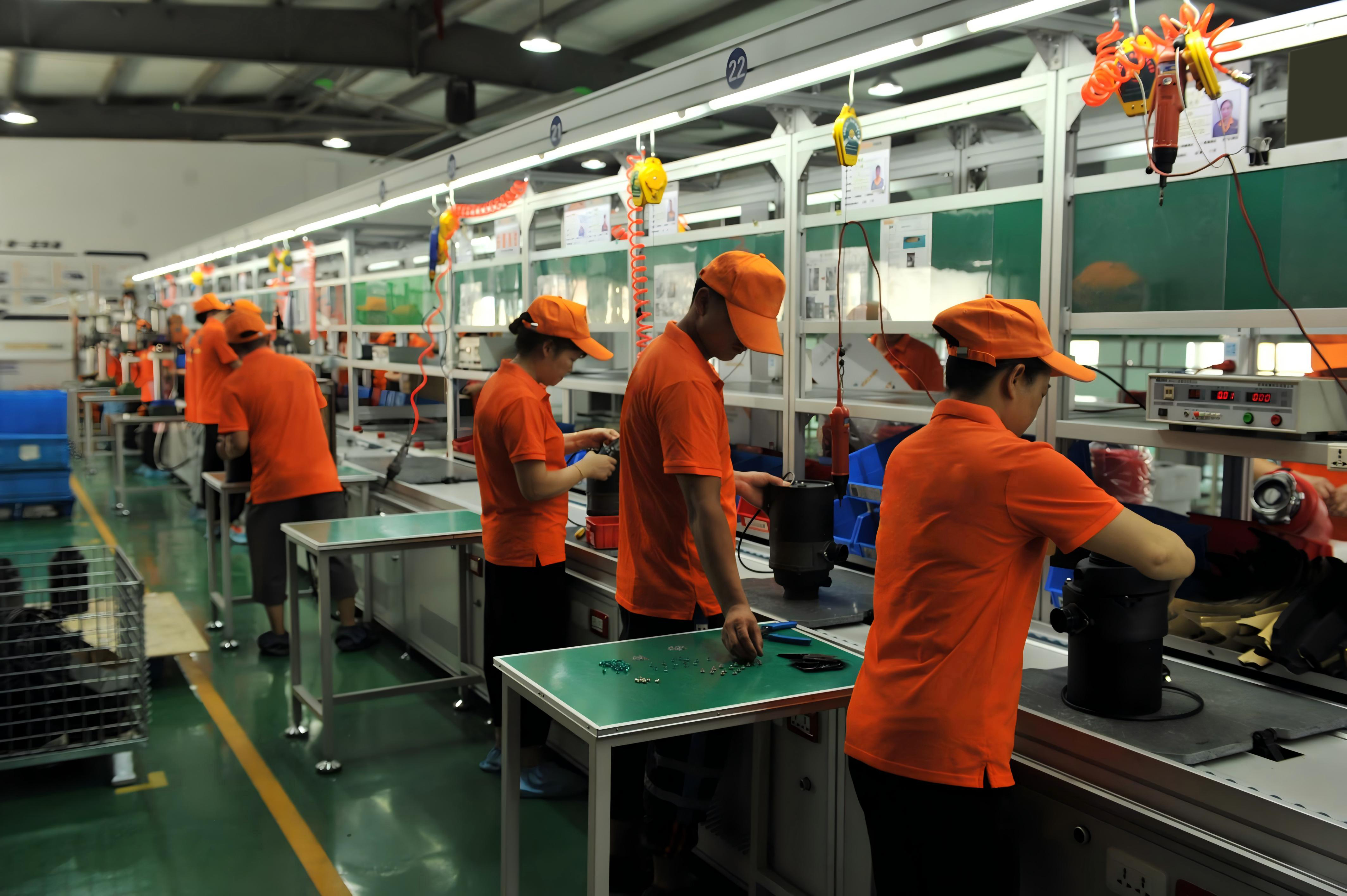 Sendoe manufacturing team at work